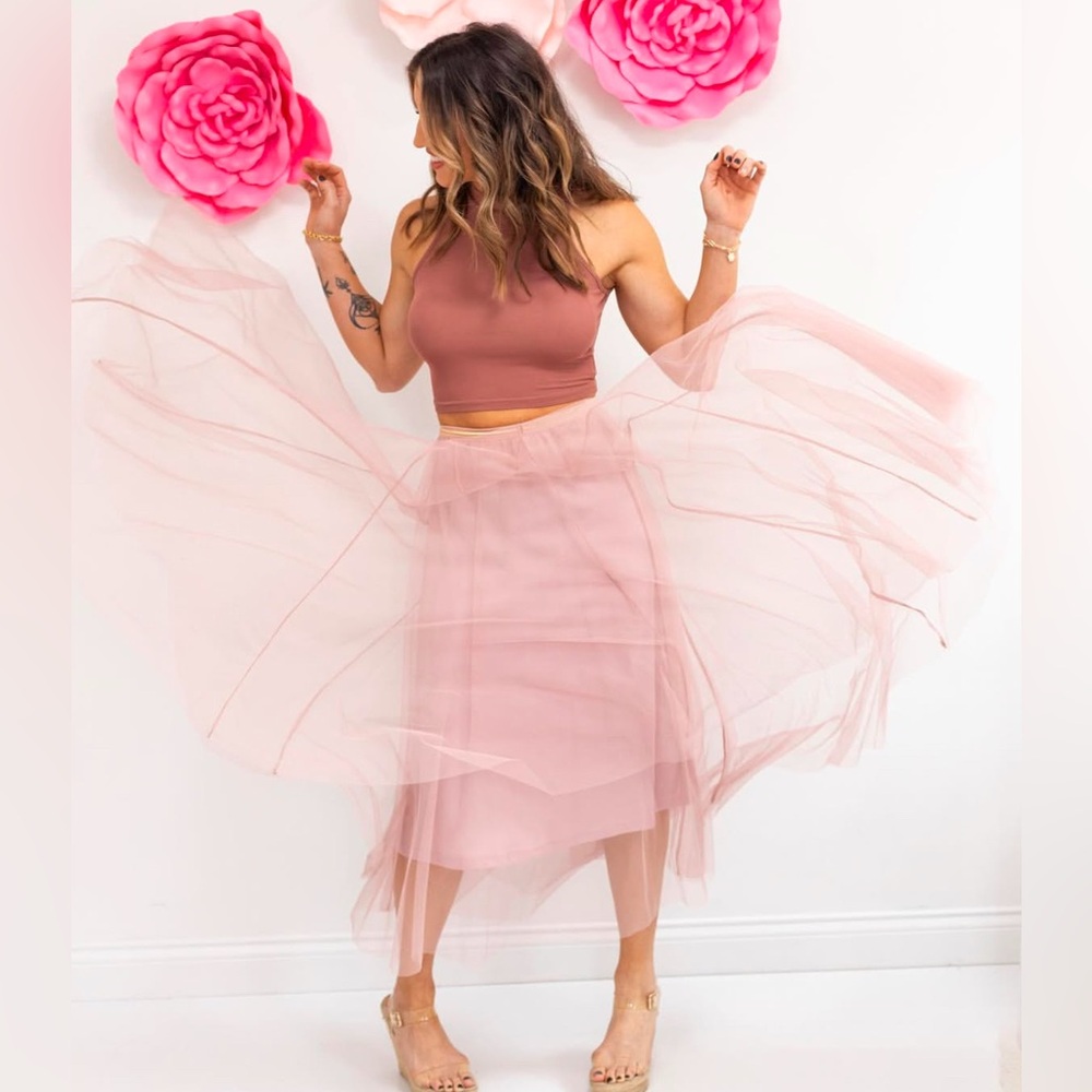 Playful Pinky Peach Tulle Midi Skirt